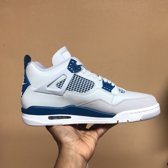 2024 Air Jordan 4 Retro “Military Blue” - Picture 8 of 16